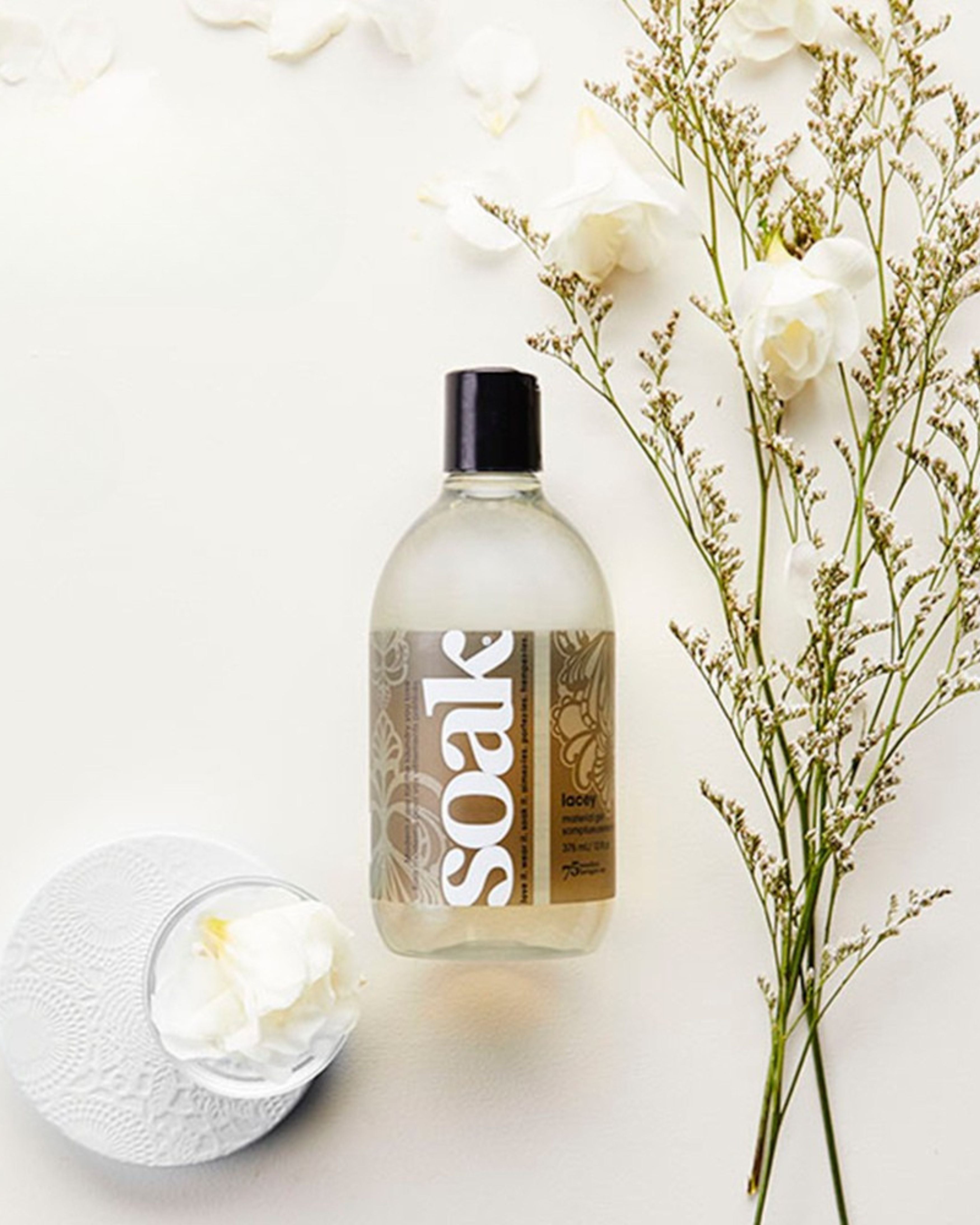 Vaskemiddel til strik & delikate tekstiler · Lacey (375 ml)